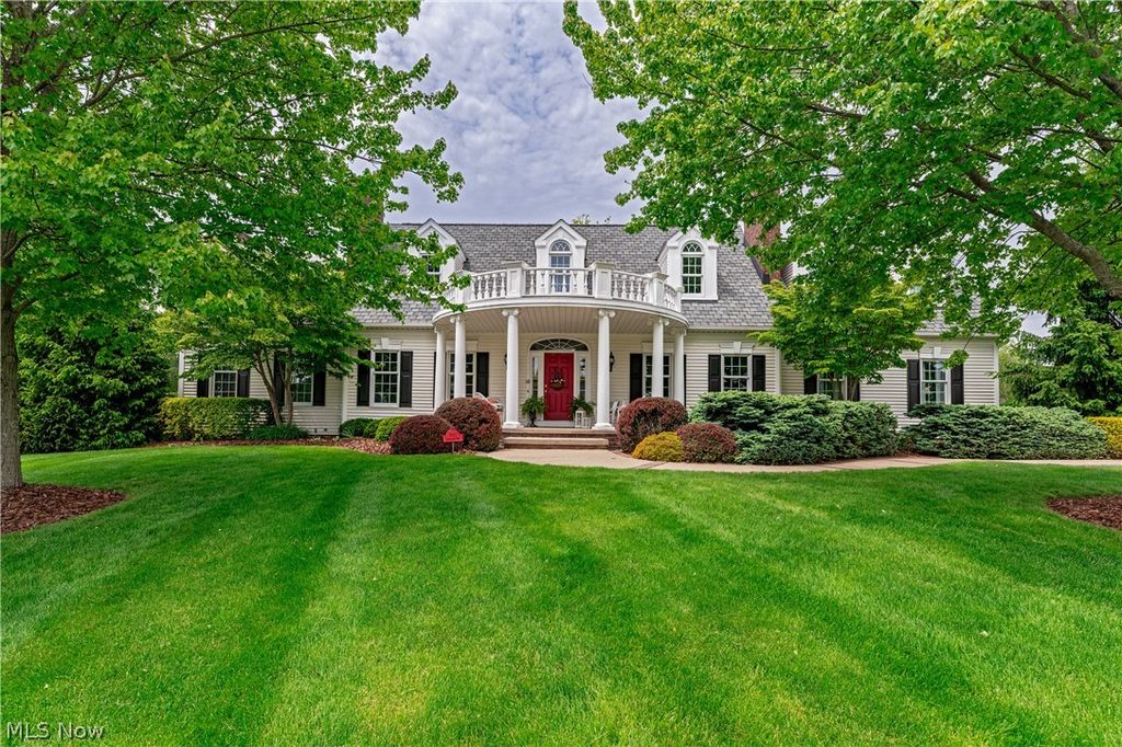 Photo of 1603 E Haymarket Way, Hudson, OH 44236 (MLS # 5203998)