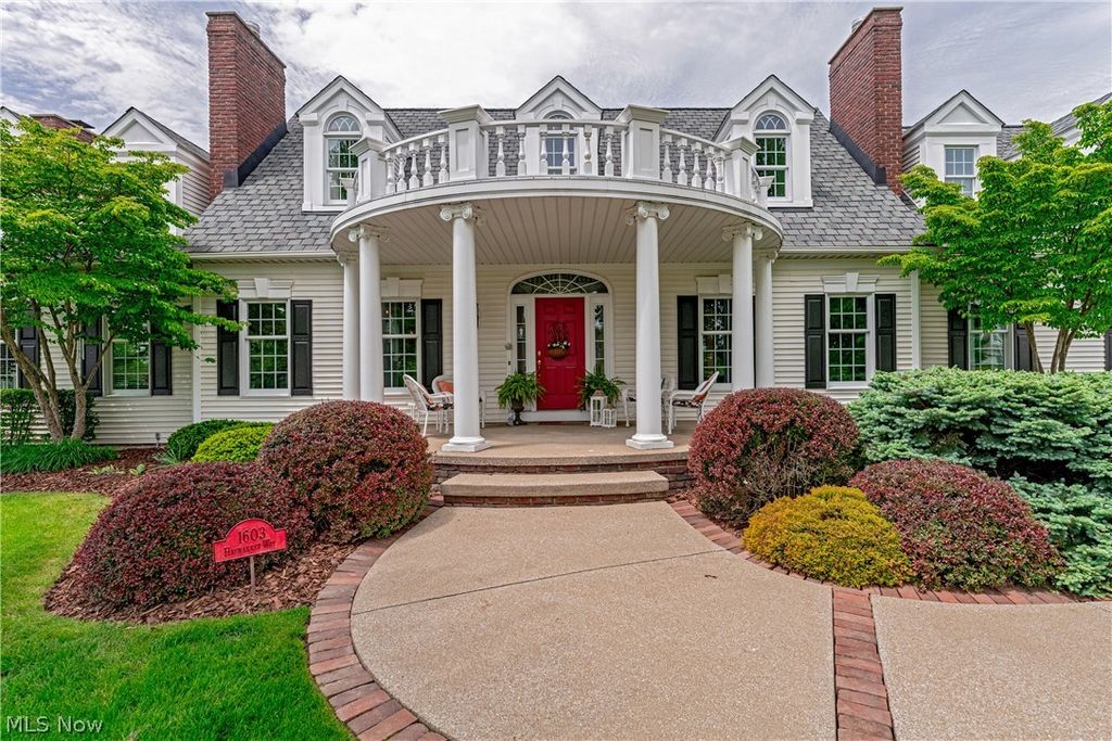 Photo of 1603 E Haymarket Way, Hudson, OH 44236 (MLS # 5203998)