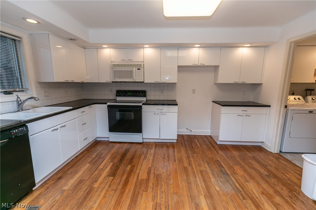 Inlet Pointe Condo - Residential