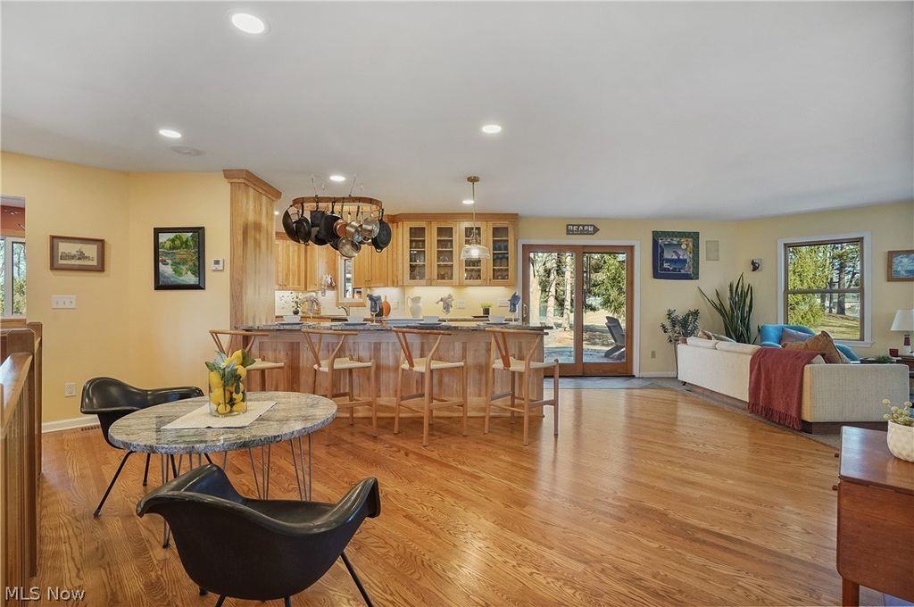 Photo of 2822 Lakeland Parkway, Silver Lake, OH 44224 (MLS # 5185499)