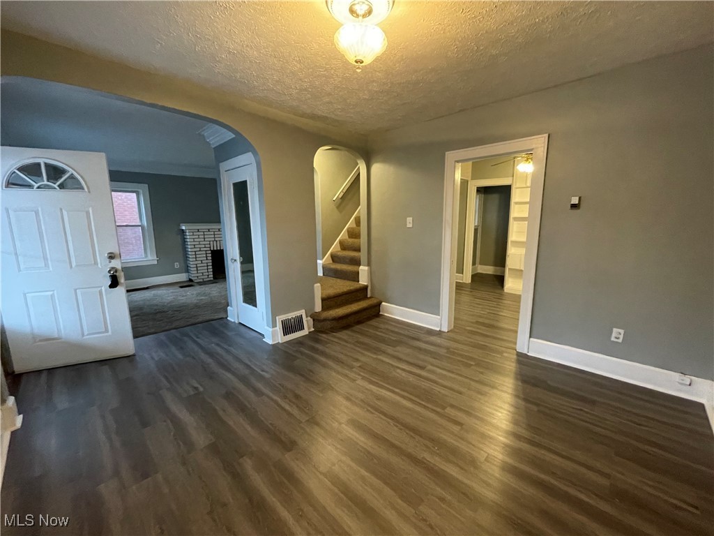 866 S Hawkins Avenue, Akron, Ohio image 5