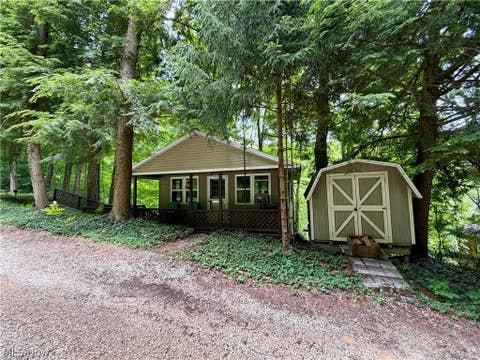 Homes For Sale - 7248 Hollow Street<br/> Carrollton, OH 44615