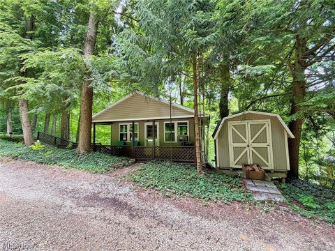 Homes For Sale - 7248 Hollow Street<br/> Carroll County, Carrollton, OH 44615