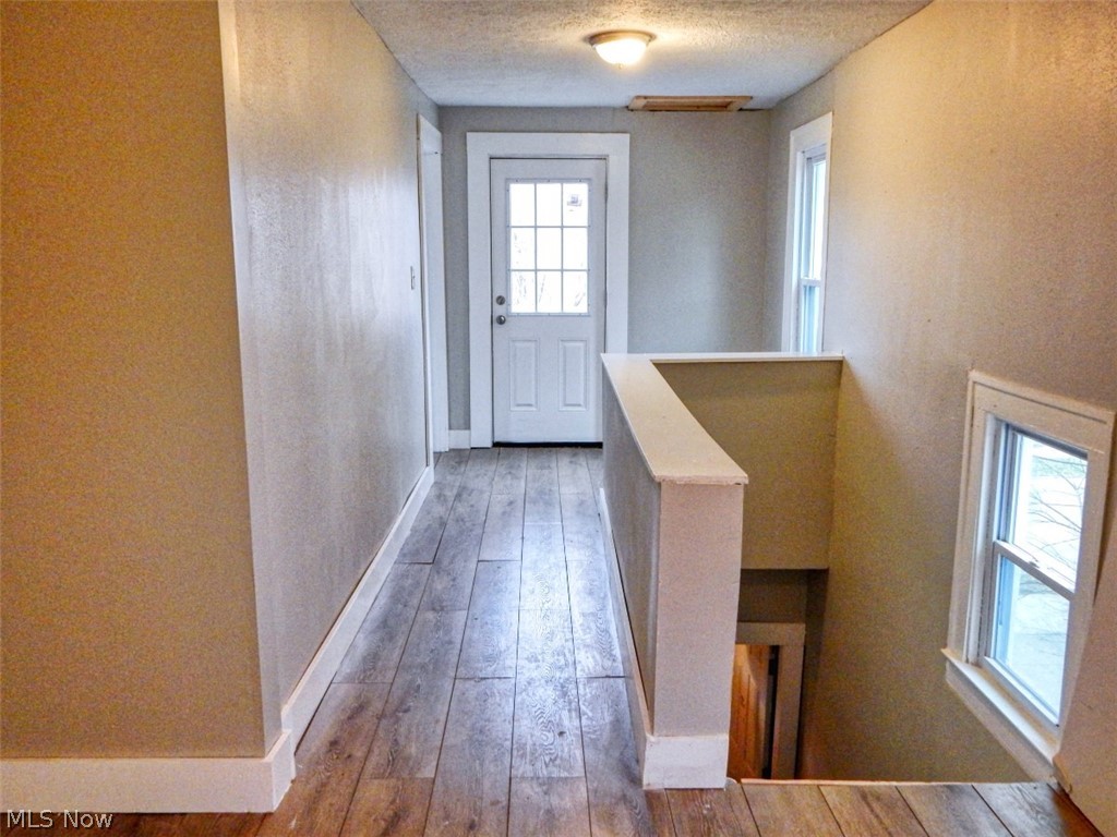 Colonial Homes - Residential