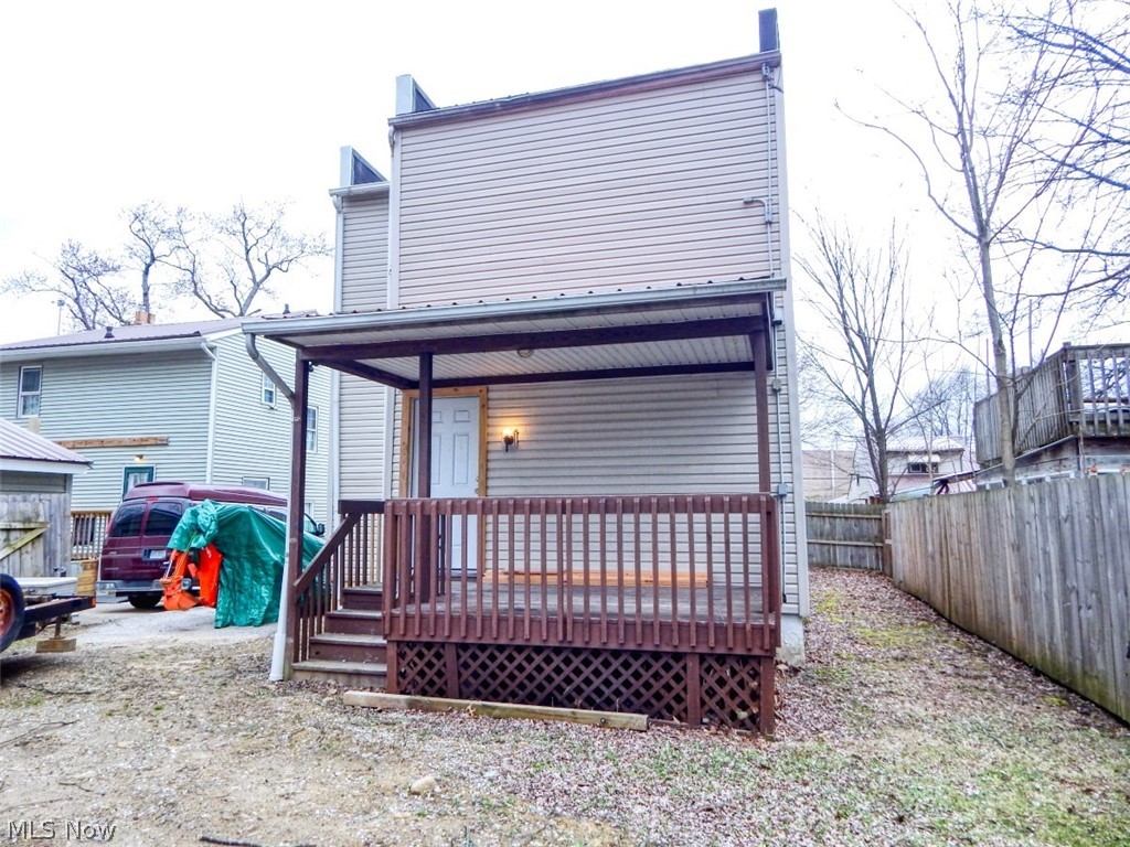 Colonial Homes - Residential