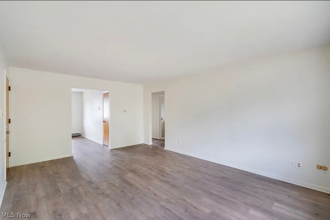 895 Cook Avenue