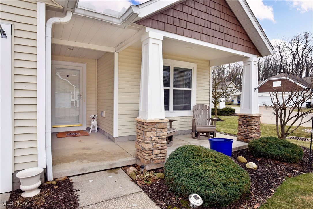 896 Bristol Drive, Lakemore, Ohio image 3