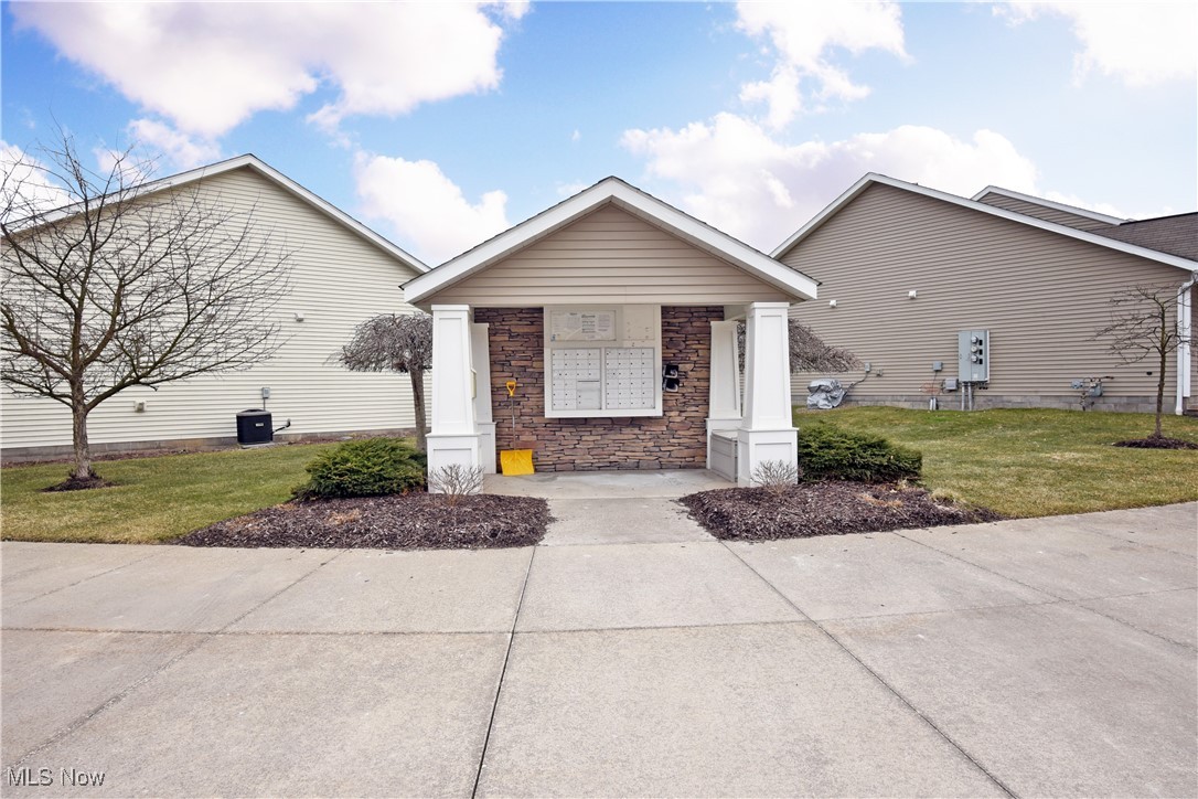 896 Bristol Drive, Lakemore, Ohio image 8
