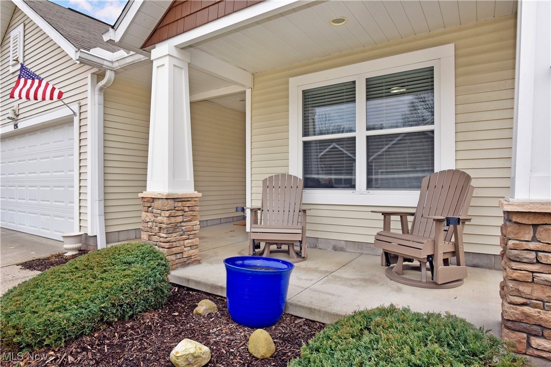 896 Bristol Drive, Lakemore, Ohio image 4