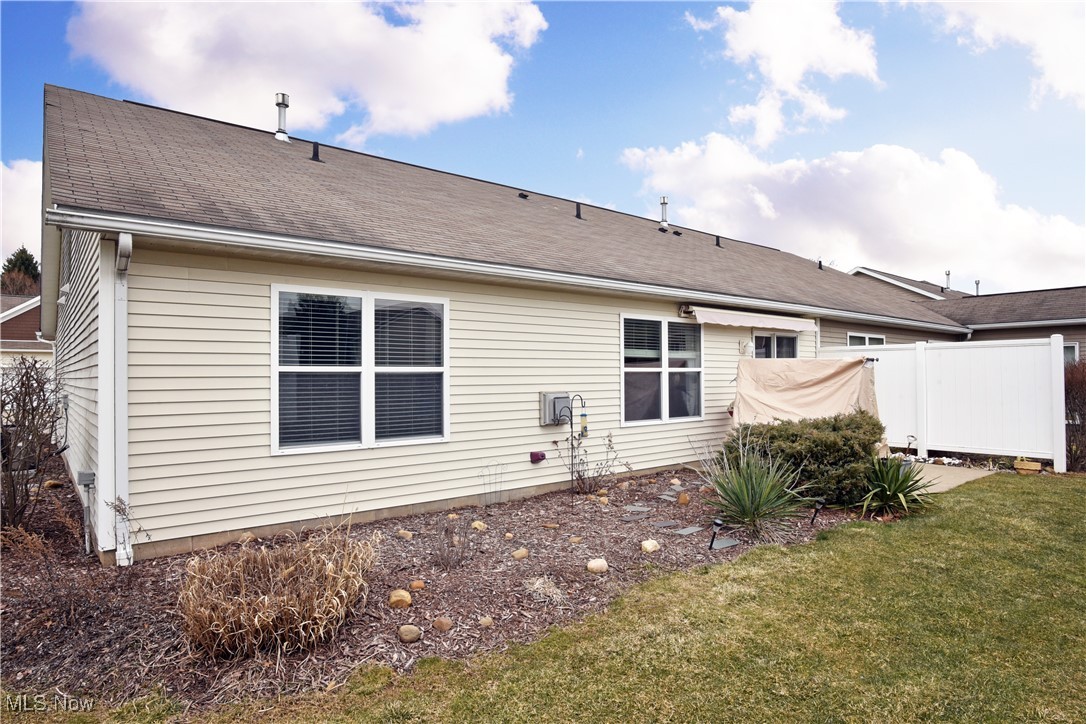 896 Bristol Drive, Lakemore, Ohio image 7