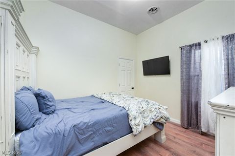 Tiny photo for 924 Greyton Rd, Cleveland Heights, OH 44112 (MLS # 5198007)