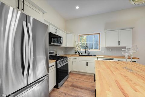 Tiny photo for 924 Greyton Rd, Cleveland Heights, OH 44112 (MLS # 5198007)