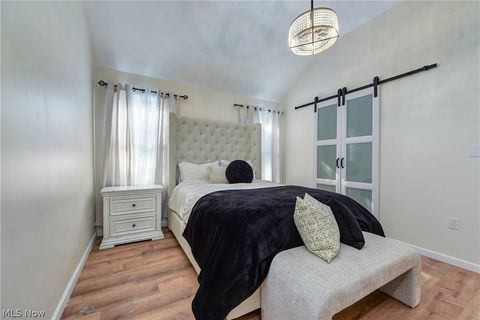 Tiny photo for 924 Greyton Rd, Cleveland Heights, OH 44112 (MLS # 5198007)