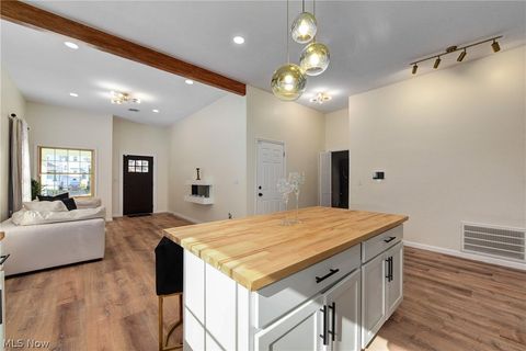 Tiny photo for 924 Greyton Rd, Cleveland Heights, OH 44112 (MLS # 5198007)