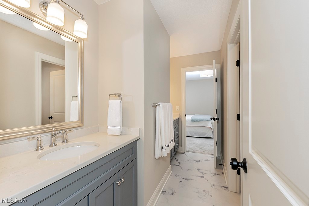 8120 Devon Court, Chagrin Falls, Ohio image 32