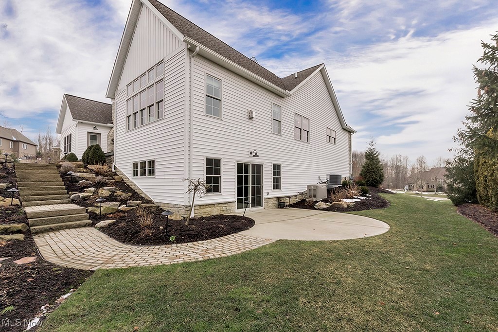 8120 Devon Court, Chagrin Falls, Ohio image 48