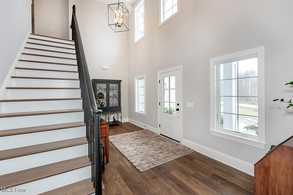 8120 Devon Court, Chagrin Falls, Ohio image 2