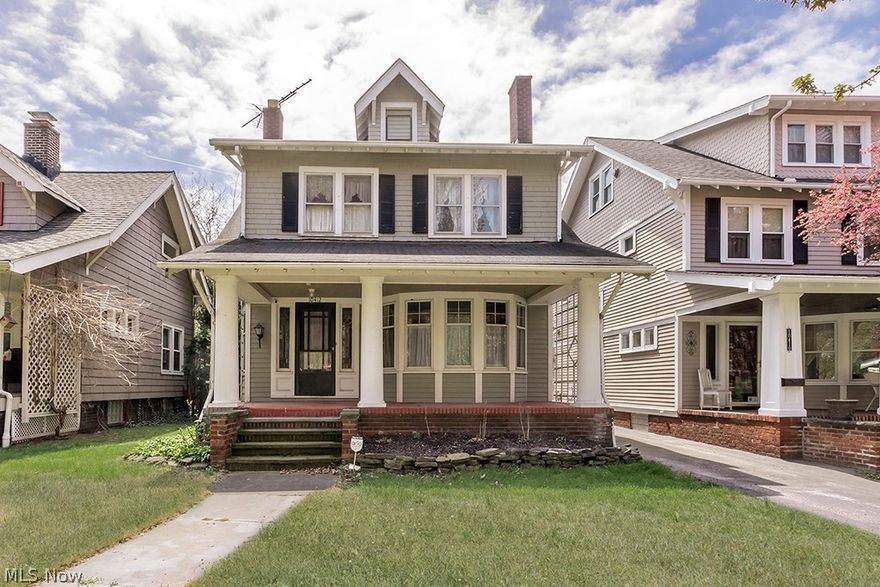 Nestled in a quaint neighborhood, this charming three-bedroom colonial house exudes timeless elegance with its classic design. Built in 1922, it has a welcoming front porch framed by graceful columns. Stepping inside you are greeted by hardwood floors, high ceilings, and lead glass windows evoking a sense of warmth and sophistication. The spacious living room invites cozy gatherings around the fireplace, while the adjacent dining room offers a perfect setting for formal meals. Upstairs, three well-appointed bedrooms provide comfort and privacy, each adorned with original woodwork and ample natural light. The third floor offers an open airy room ideal for a fourth bedroom or teen hangout. With its timeless charm, this colonial gem offers a glimpse into a bygone era while providing modern comforts for gracious living.