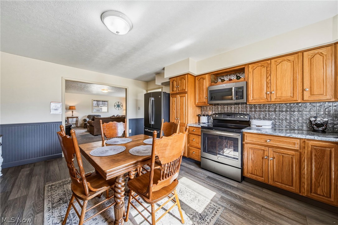 Connecticut Western Reserve - Residential