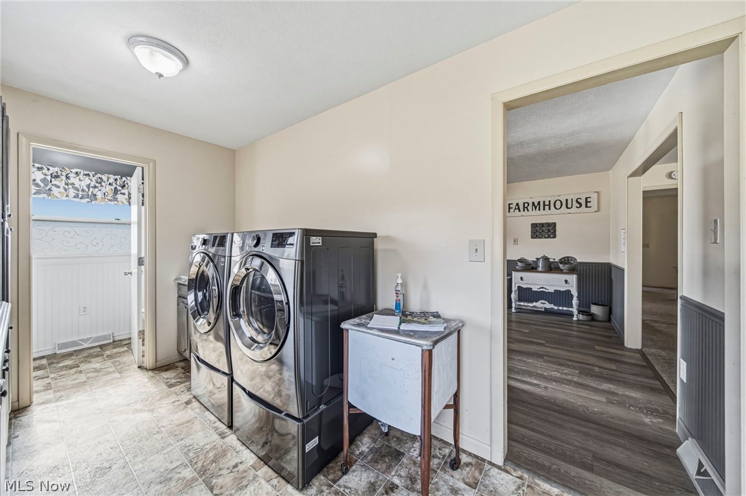 Connecticut Western Reserve - Residential