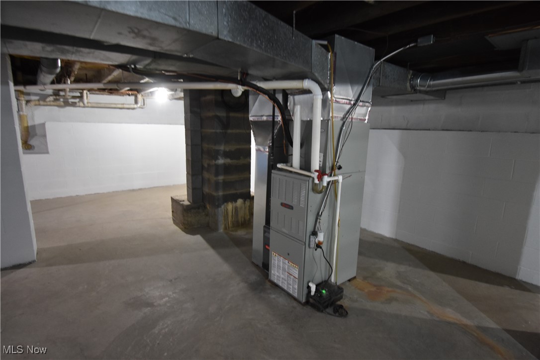 Connecticut Western Reserve - Residential