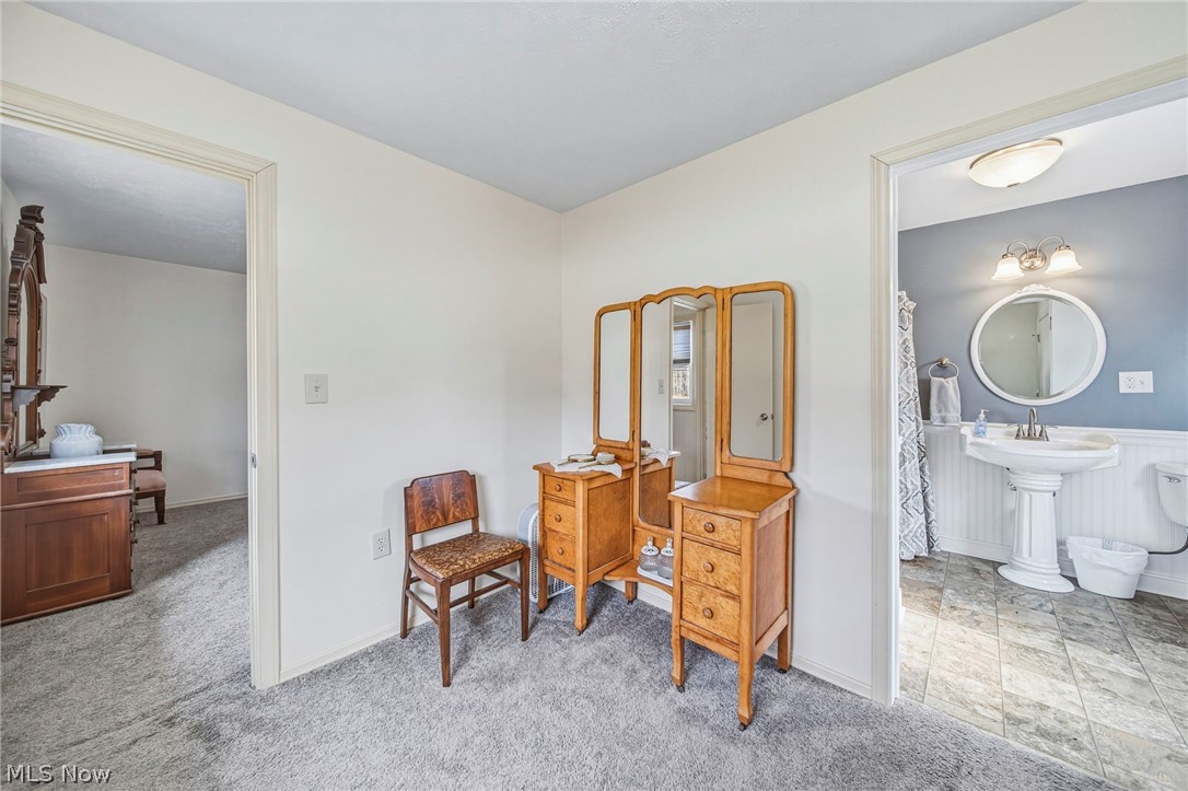 Connecticut Western Reserve - Residential