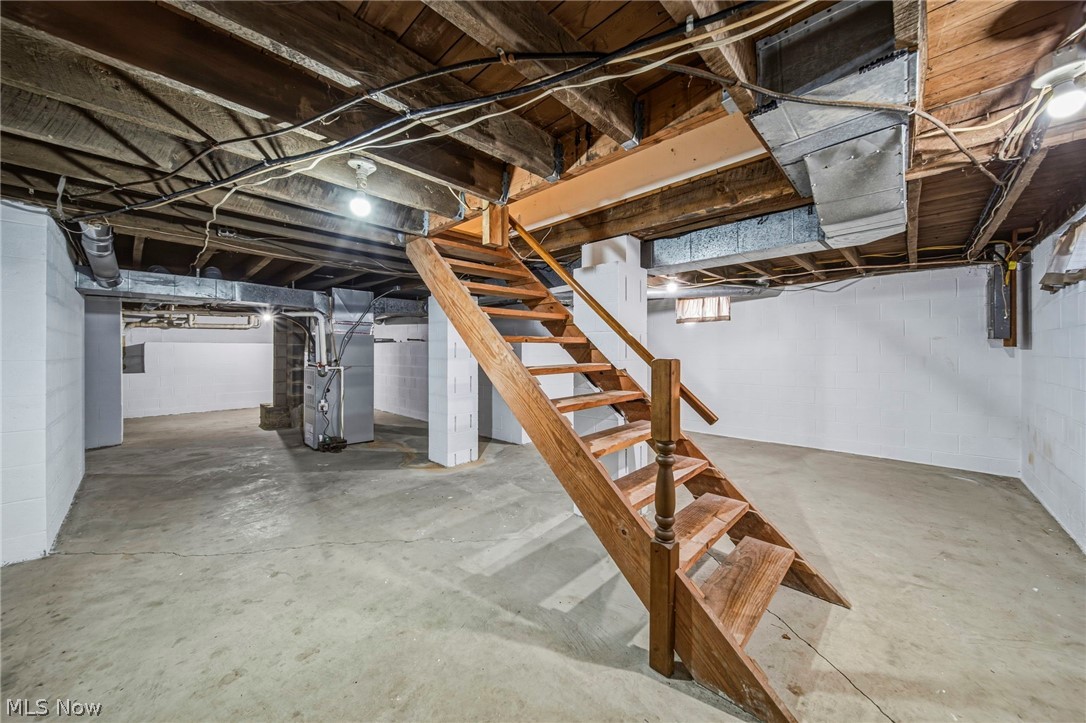 Connecticut Western Reserve - Residential