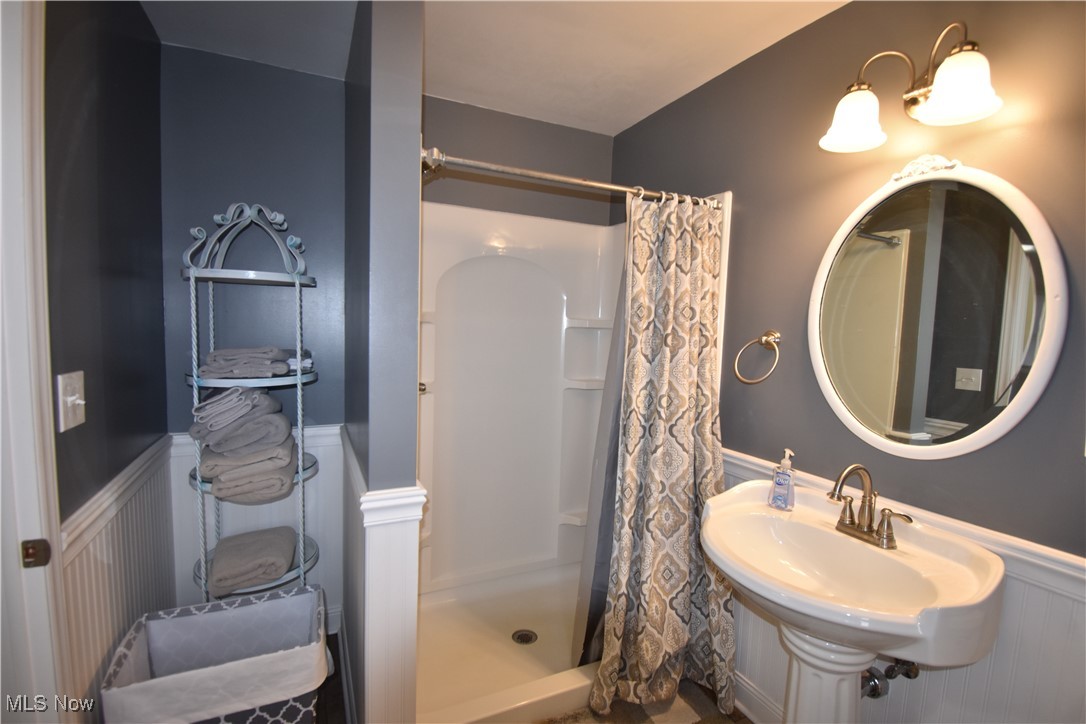 Connecticut Western Reserve - Residential