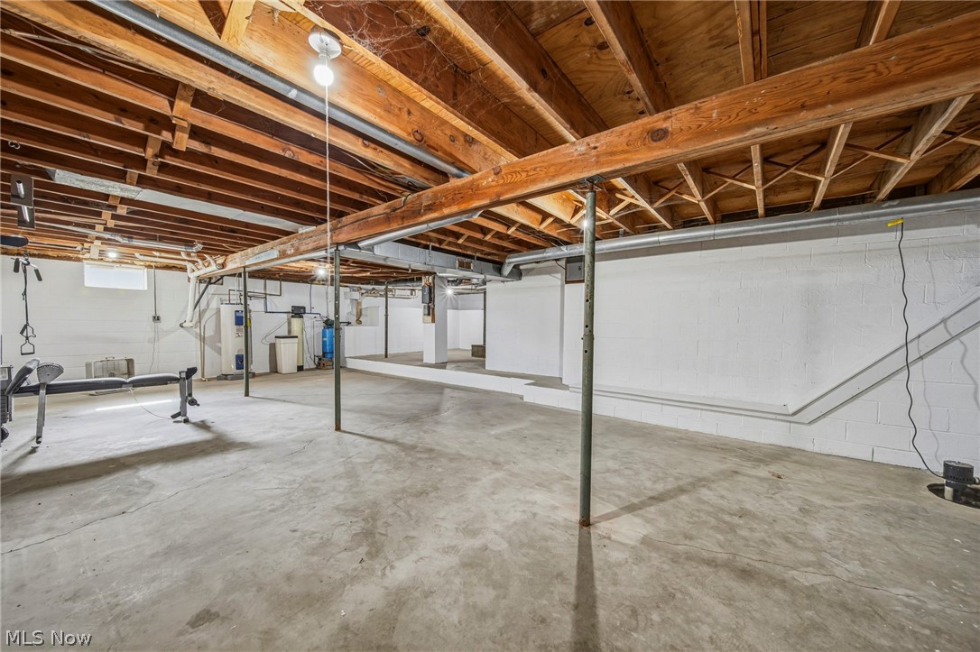 Connecticut Western Reserve - Residential