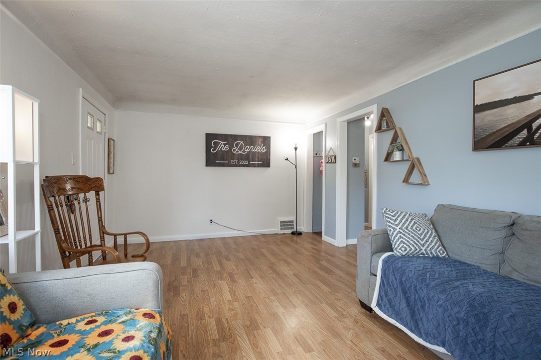 Royal Rdg - Residential