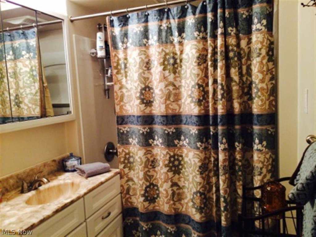 2-6-5 73A land - Residential