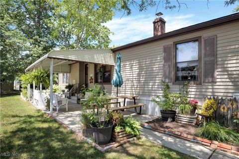 3 Dogwood Lane, Olmsted Twp, OH 44138 - #: 5141385