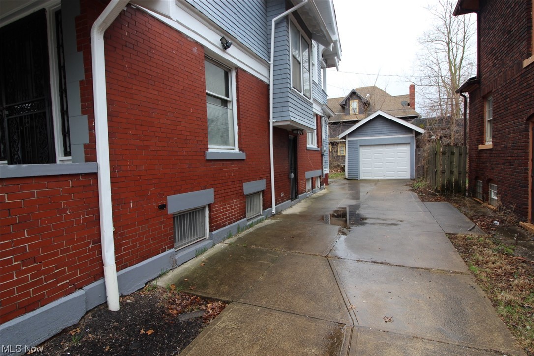 Alva B Jones - Residential