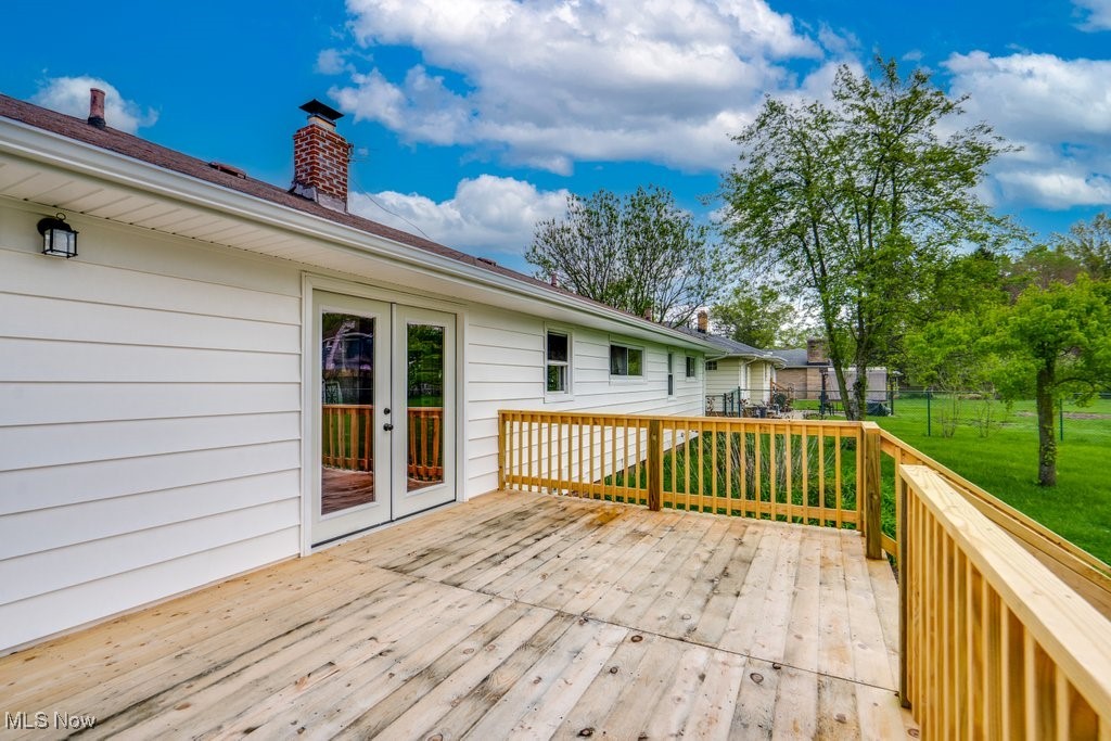 7905 Craigleigh Drive, Parma, Ohio image 27