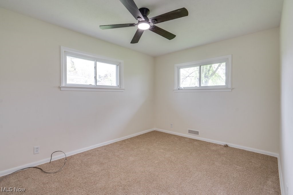 7905 Craigleigh Drive, Parma, Ohio image 21