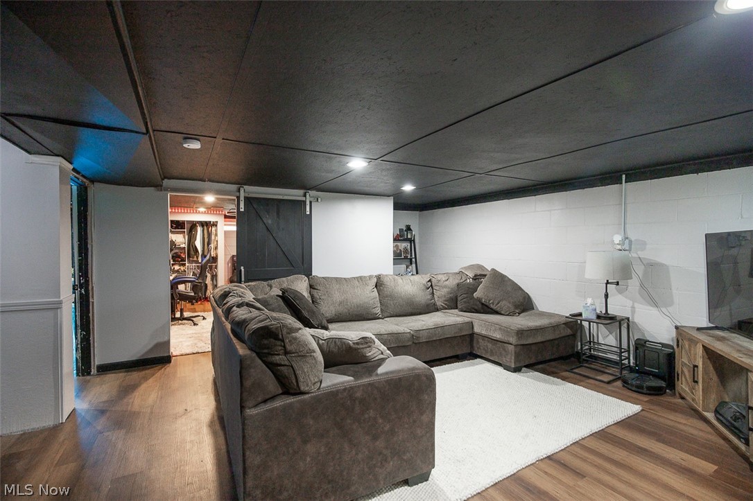 Aurora Hudson Road - Residential