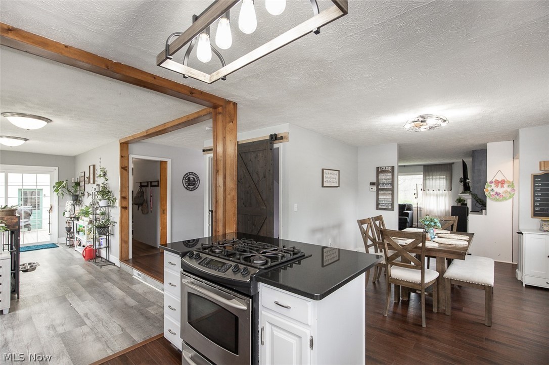 Aurora Hudson Road - Residential