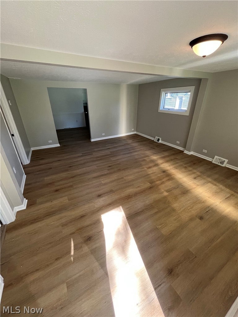 4459 Silverdale Road