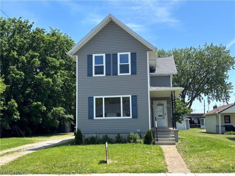 Homes For Sale - 2024 Camp Street<br/> Sandusky, OH 44870