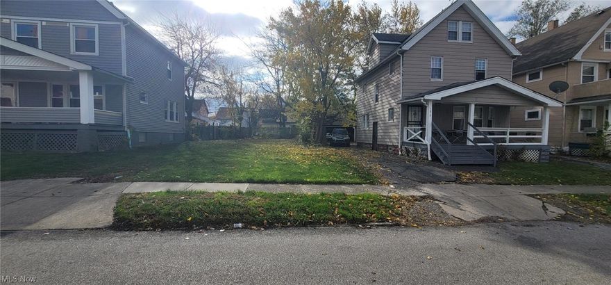 Residential city lot on Cleveland's east side. This residential lot is flat and level for the most part and approximately 3675sqft and Dimensions are 35 front and 108 long and rectangular in shape. Please contact the city of cleveland for what can be built on this vacant lot and how to address tie ins for water and sewer.