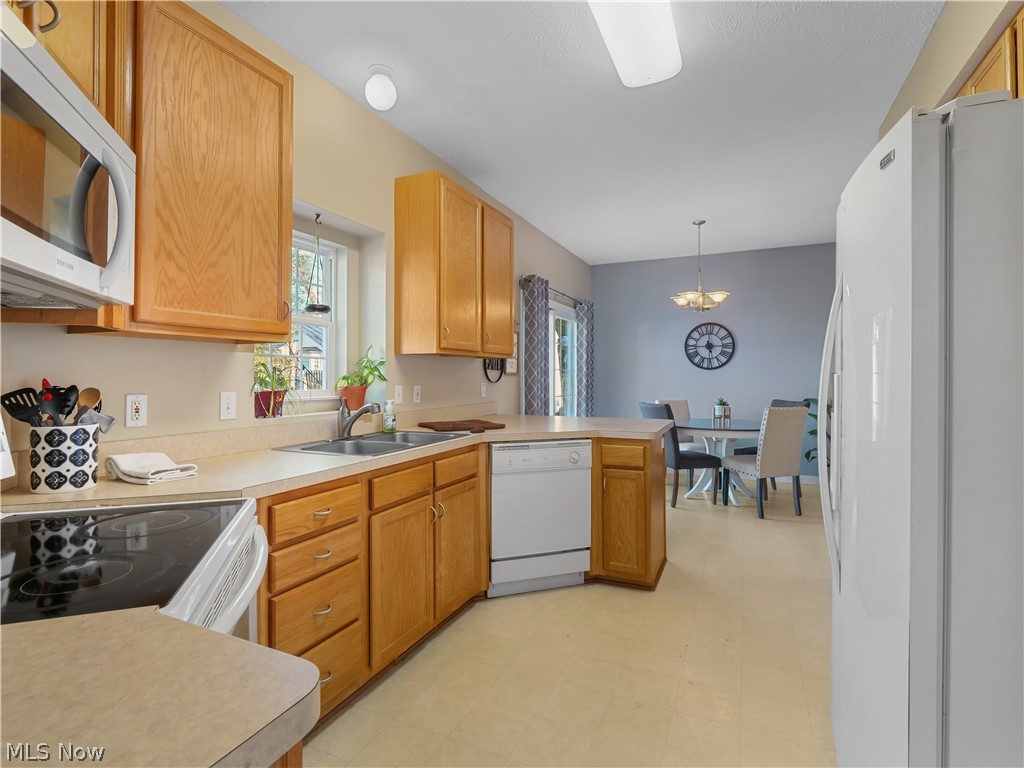 Bridgeport Village - Residential
