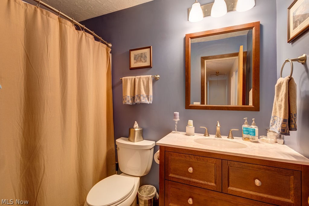 Four Seasons - Residential