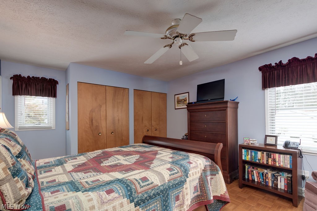 Four Seasons - Residential