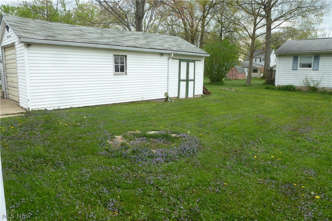 Shady Lawn - Residential