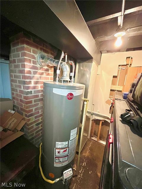 Tiny photo for 15546 Hummel Road, Brook Park, OH 44142 (MLS # 5202798)