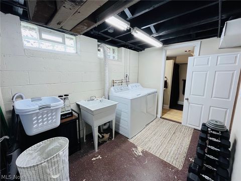 Tiny photo for 15546 Hummel Road, Brook Park, OH 44142 (MLS # 5202798)