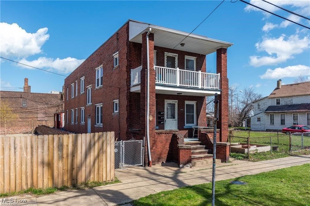 Photo of 5702 Herman Avenue, Cleveland, OH 44102 (MLS # 5165029)