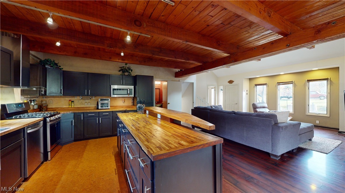 Chardon Acres - Residential