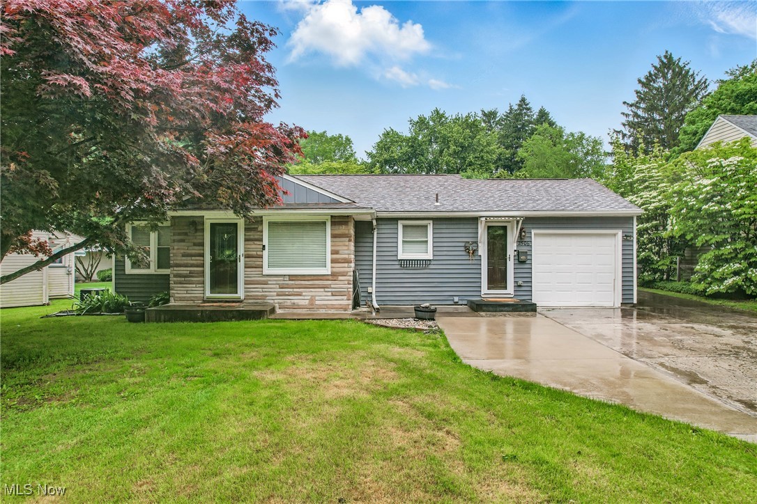 2506 Bears Den Road, Youngstown, Ohio image 1