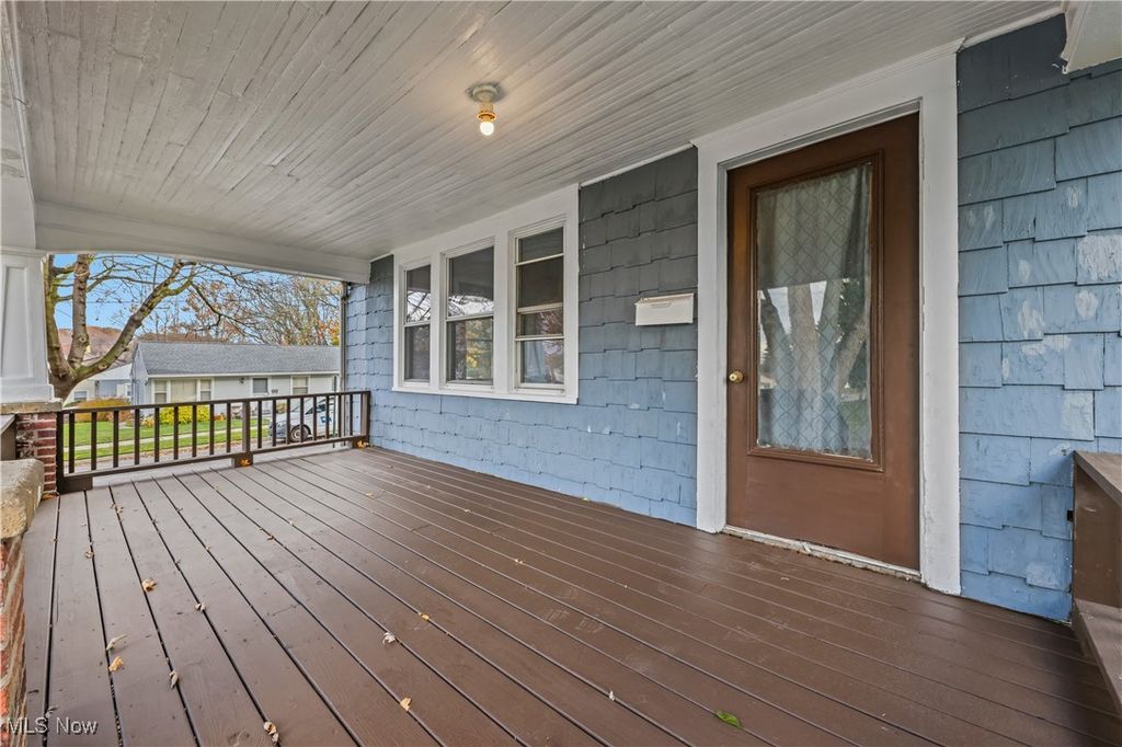 Photo of 111 Akers Avenue, Akron, OH 44312 (MLS # 5173489)